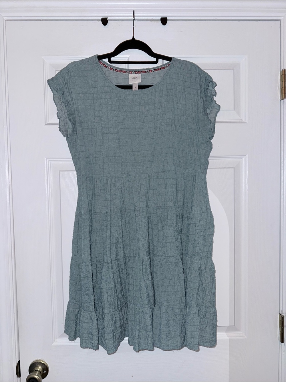 Knox Rose Mint Green Crinkle Midi Dress